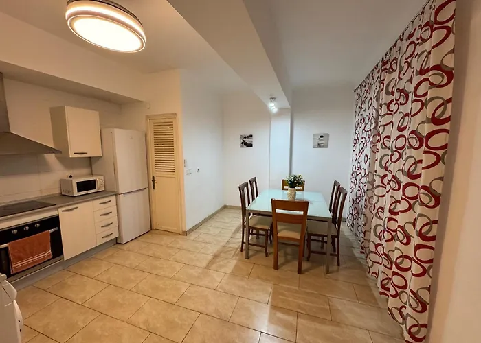 Cesar Apartment